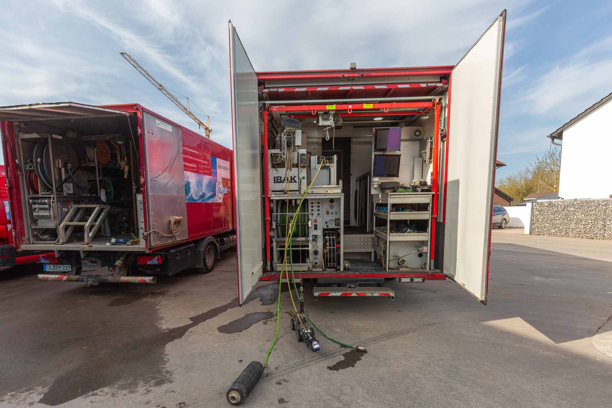 Spezialfahrzeug für Kanalarbeiten, Ausrüstung.