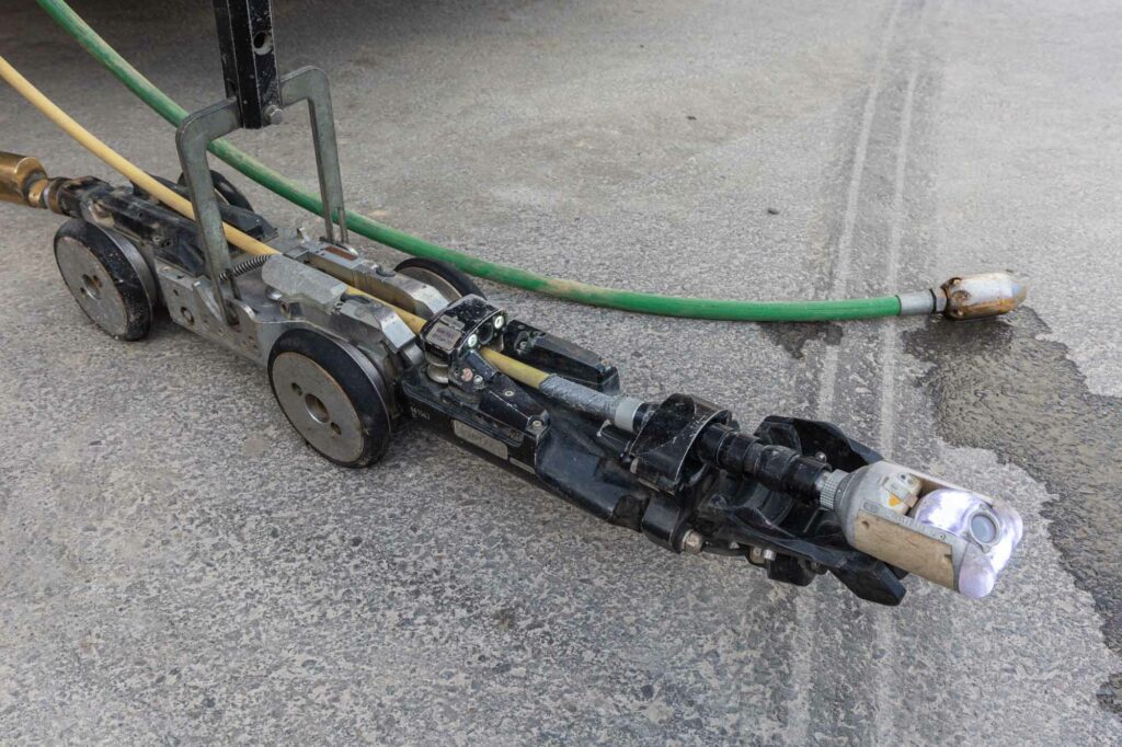 Inspektionsroboter mit Kamera und Licht.